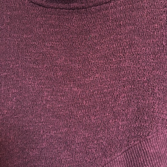 Free People women’s purple mock neck sweater size medium - Picture 3 of 8